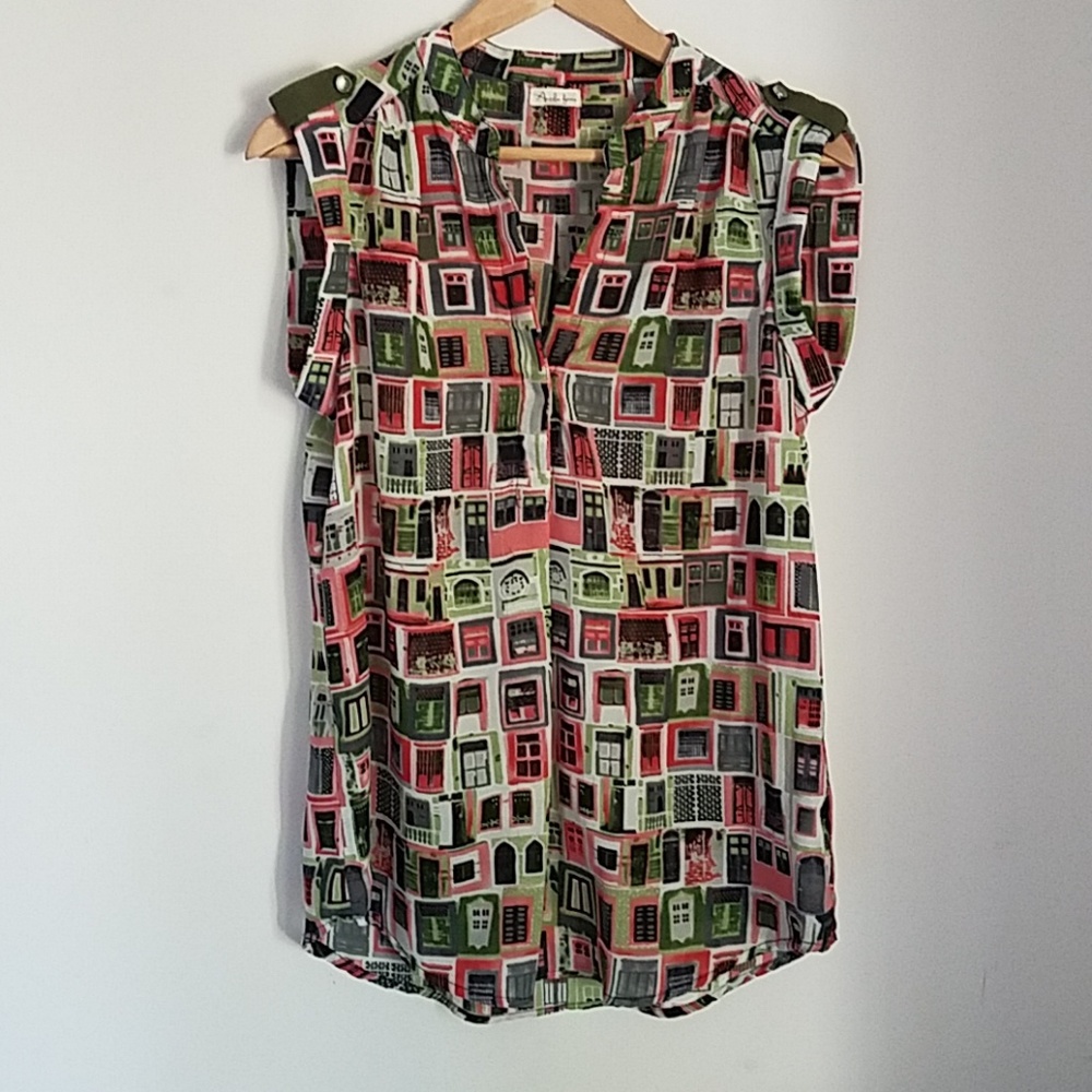 4/$20 Colorful Medium blouse